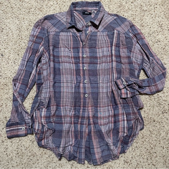 Oversized Plaid BDG Button Up Shirt - Picture 2 of 8